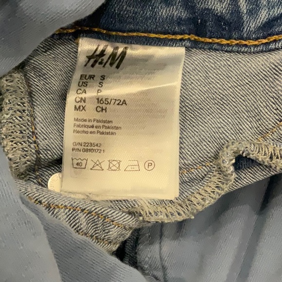 H&M Maternity Jeans | Size S | Denim | Full Coverage | Ripped Jeans | & Denim - Picture 5 of 7